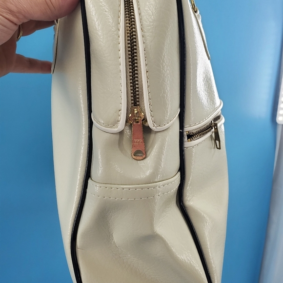 Vintage cream and black leather tote - Picture 8 of 16